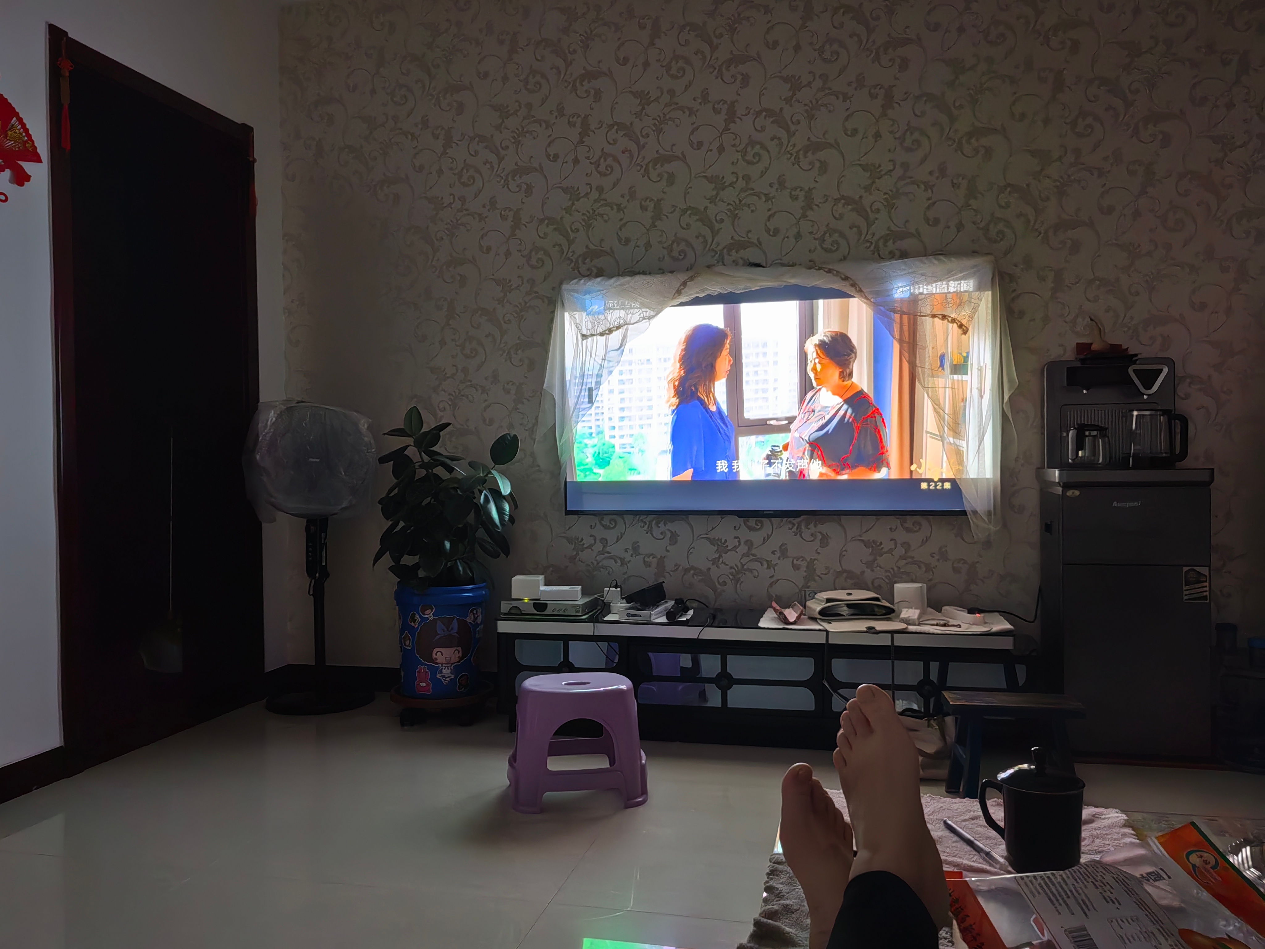 電視劇中的溫馨時光，享受電視劇帶來的美好瞬間