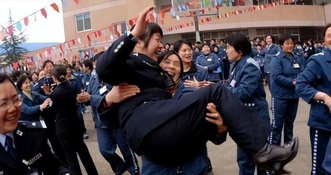 女子監(jiān)獄男獄警，最新章節(jié)探秘與領(lǐng)域地位深度剖析