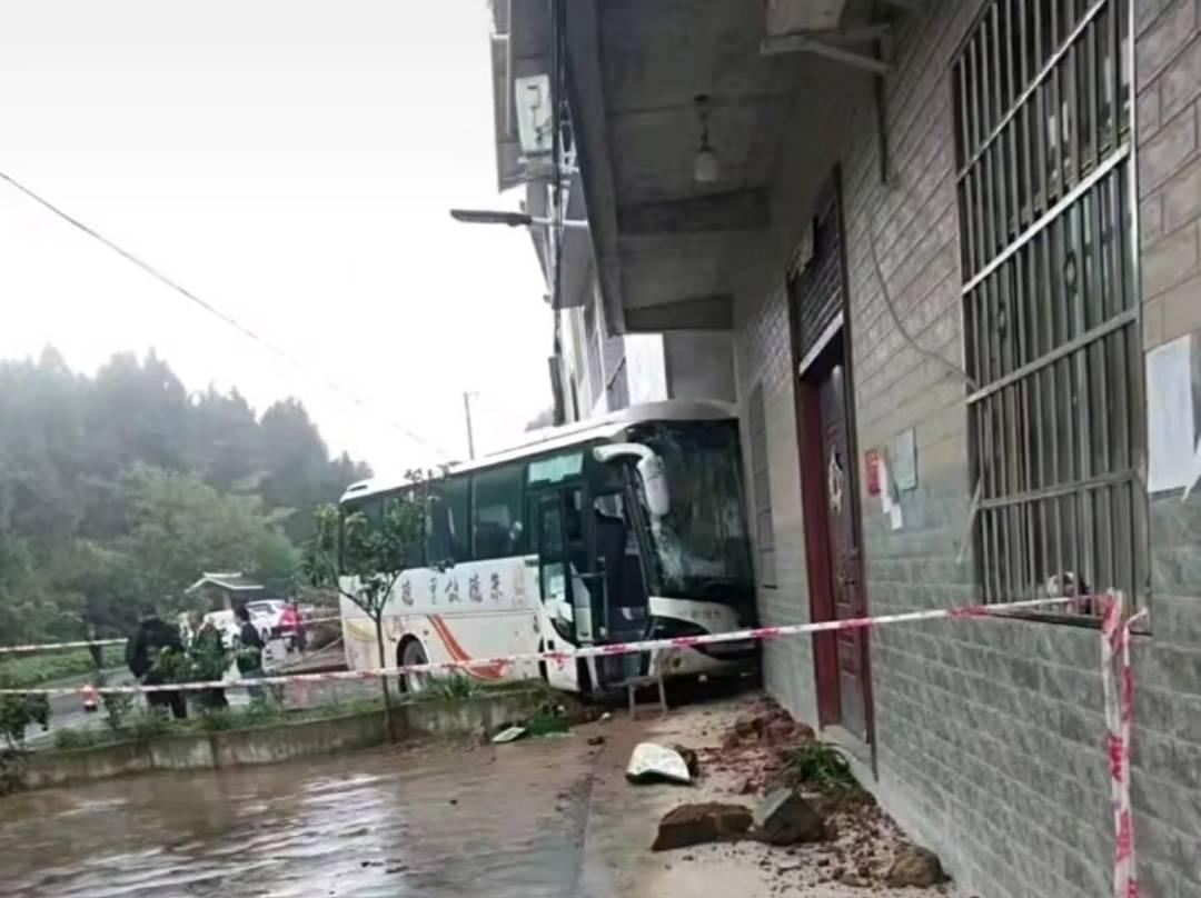 金城鎮(zhèn)改市動態(tài)，變革中的機(jī)遇與自信成就之源